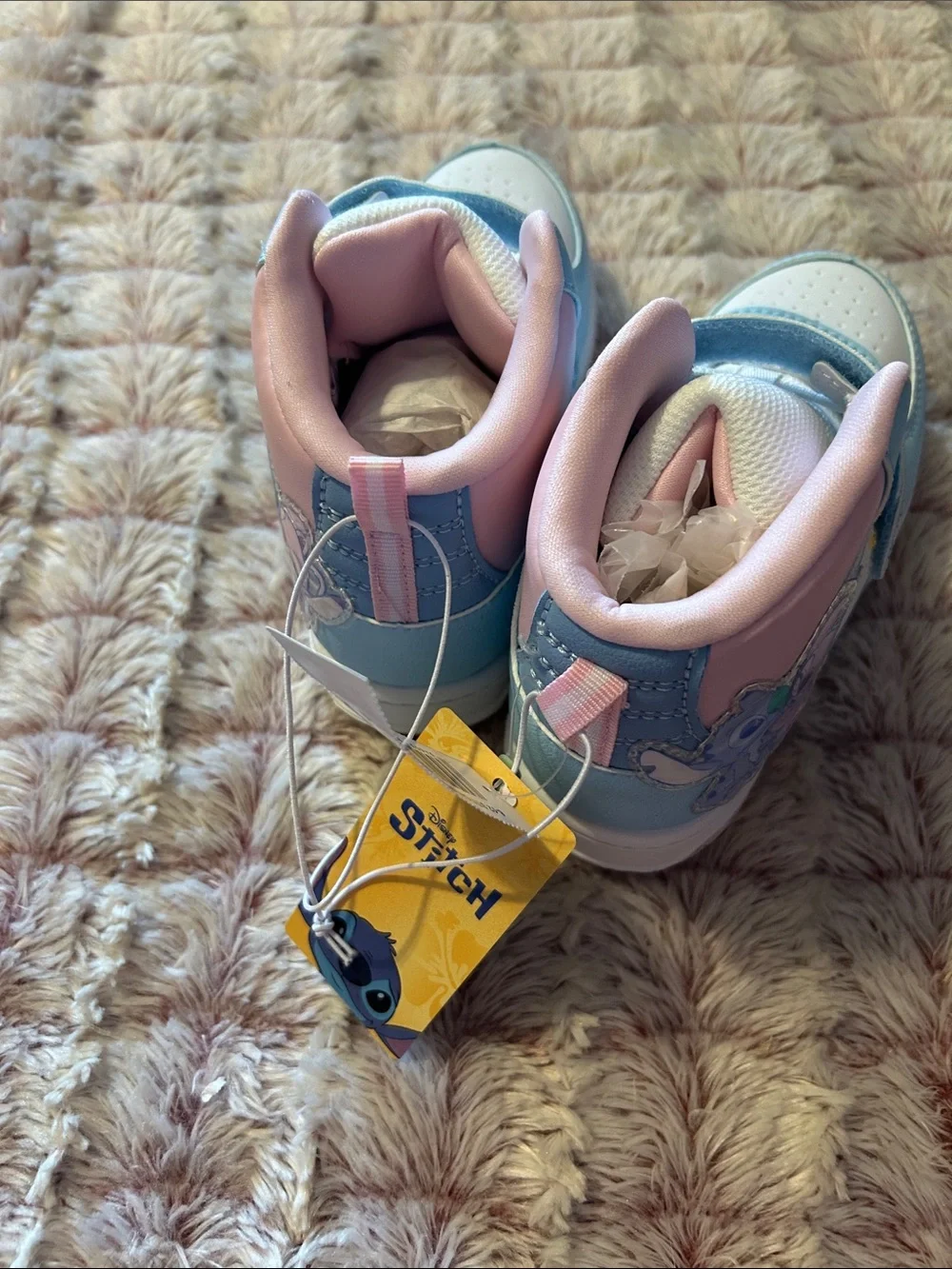 Lilo & Stitch Girls High-Top Sneakers in Light Blue and Pink size 12 new